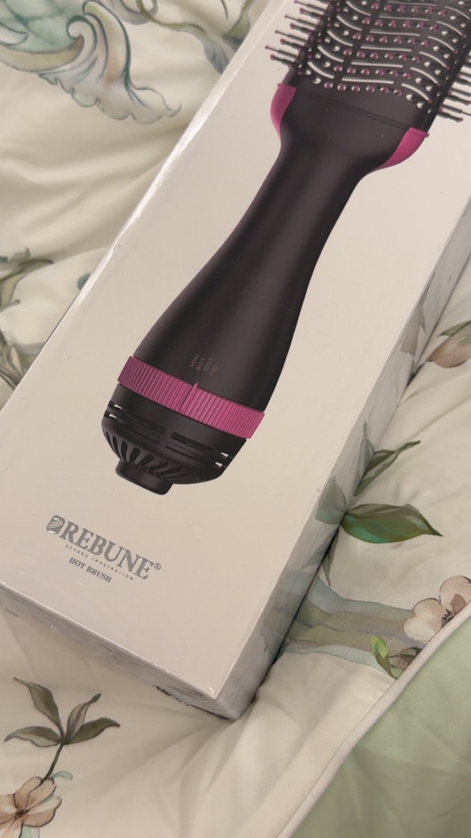 ooovt001's tweet photo. sayy hi my new baby 💕 https://t.co/x6O4NXcz2z