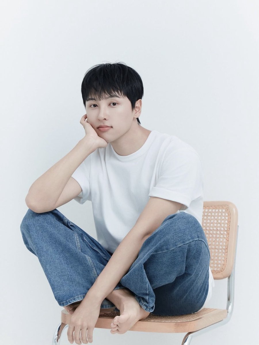 ionlyhearyou's tweet photo. Profile 1
#์ด์ฑํธ #LEESEONGHO https://t.co/LgwEcZz8cg