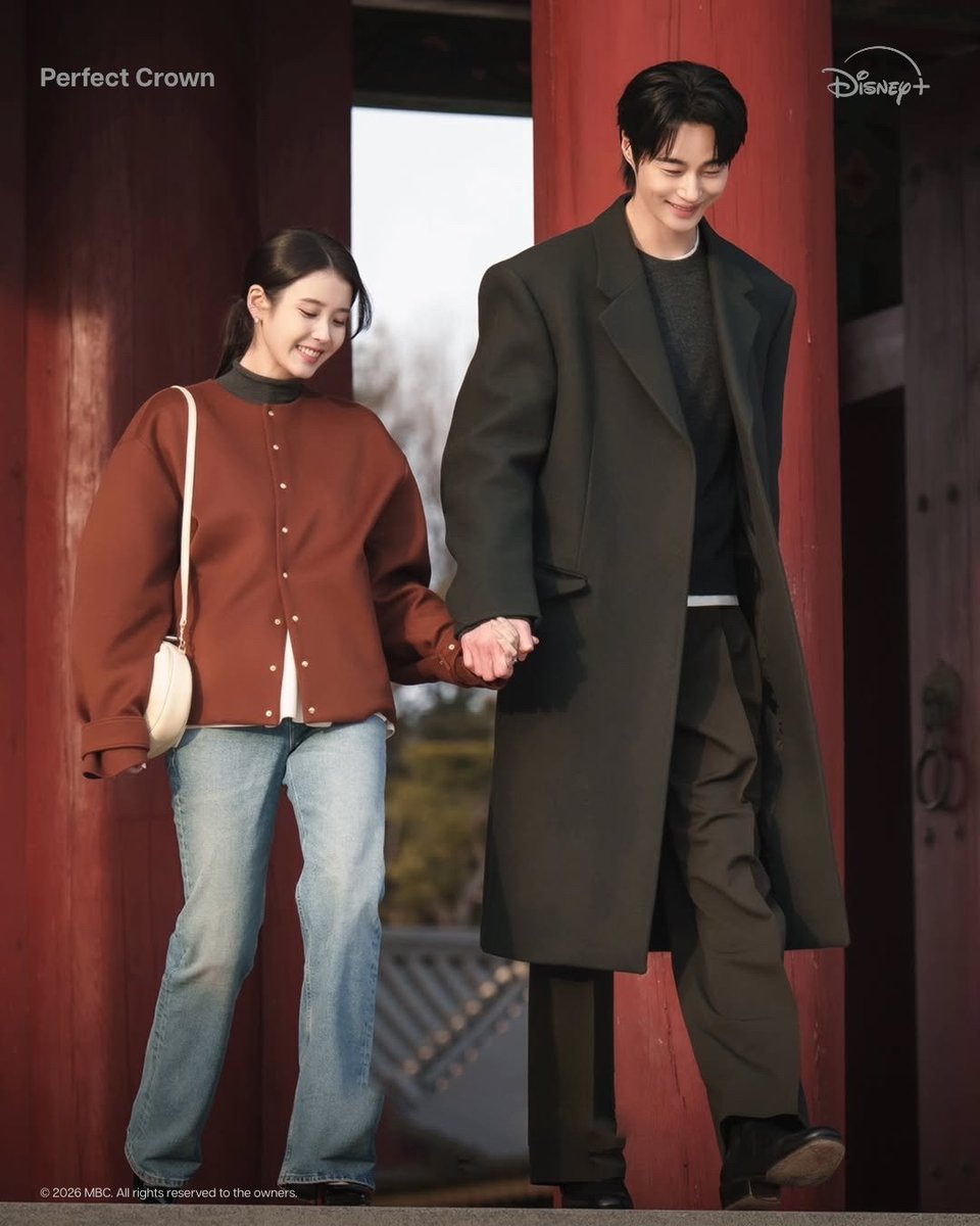 LJEvioletvoting's tweet photo. 🎉 CONGRATULATIONS, UAENAS TTEs! We also won Round 2 of the 2026 Korea Drama Awards! 

🏆HOT STAR Female — @_IUofficial❤️ 
🏆HOT STAR Male — #ByeonWooSeok
🏆BEST COUPLE — WanSeong #PerfectCrown

GOOD JOB UAENAS! https://t.co/bJrbfePx9G