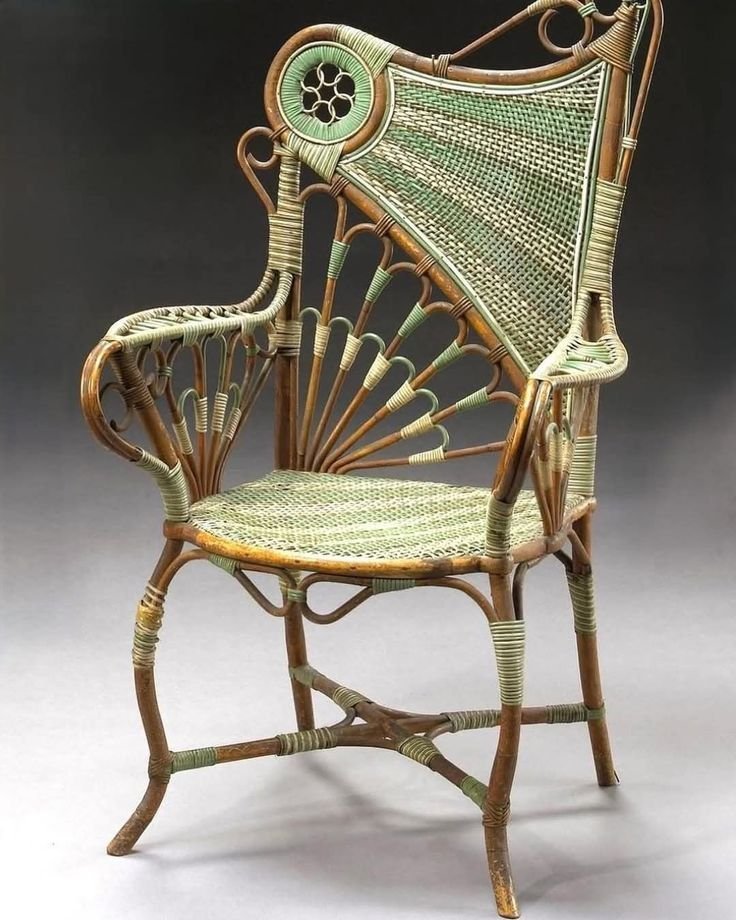 TacitusChrono's tweet photo. Honestly, I’d have a hard time walking past this chair without stopping. The bent wood and wicker together are just so satisfying, especially for something made over 100 years ago. https://t.co/U7HCDbWo3p