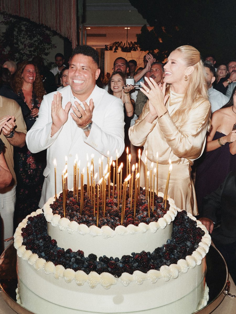 MavenUg's tweet photo. Former Brazillian star, Ronaldo and his spouse Celina Locks on his 50th birthday party on Sept 18th in Brazil.♥️ https://t.co/rFh6Ad1f7u