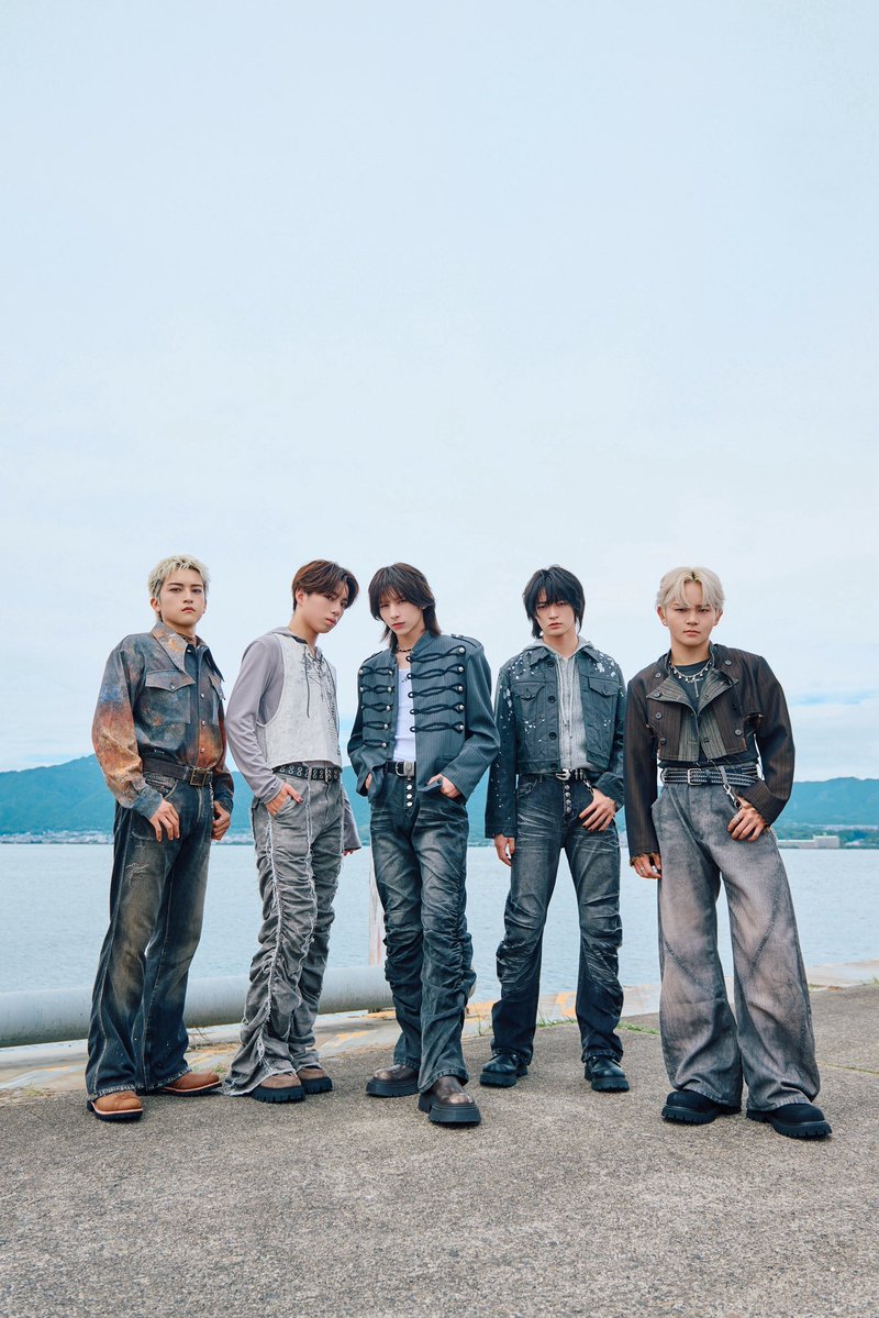 sta_014r's tweet photo. 色んな意味でめちゃくちゃかっこよくなった

1周年おめでとう😭🌟💙

#STARGLOWプレデビュー1周年 https://t.co/yOuBgqLc4T
