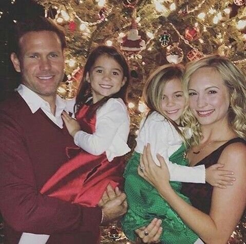 TheVsk_'s tweet photo. How do I explain to someone who hasn’t watched The Vampire Diaries that;

Elena's biological mother is Isobel, who was married to Alaric
yes, Alaric the same Alaric who was later with Jenna, Elena's aunt
the same Alaric who is the father of Lizzie and Josie Saltzman, the twins that Caroline gave birth to,Caroline... Elena's best friend.
and Isobel is a descendant of Katherine, Elena's doppelganger 

so Elena's biological mother is a descendant of Katherine, her mother's ex-husband dated her aunt, and that same man's daughters who Elena's best friend gave birth to but their biological mother is Josette 

How am I supposed to explain this without sounding insane 😭