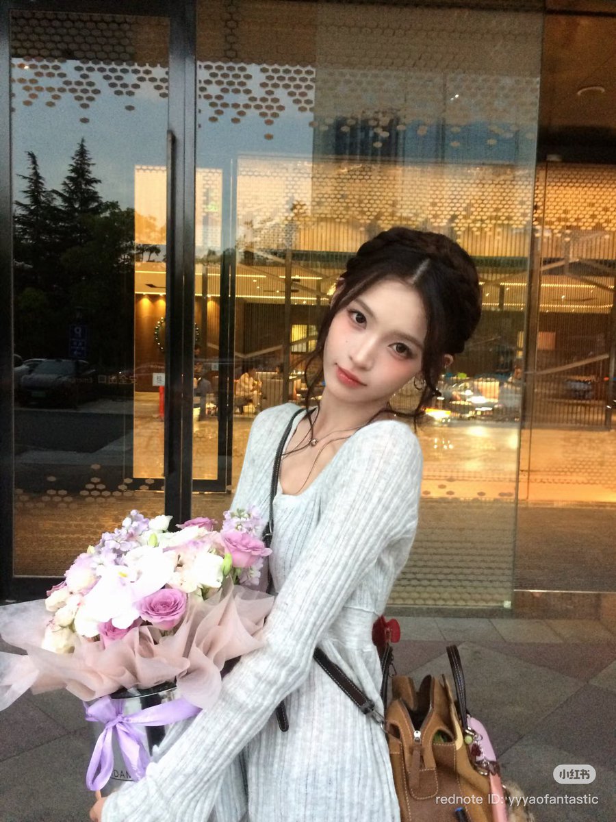 vvino_o's tweet photo. ไมไม่มายืนคู่กันล่ะ https://t.co/HOuPwuI5LK