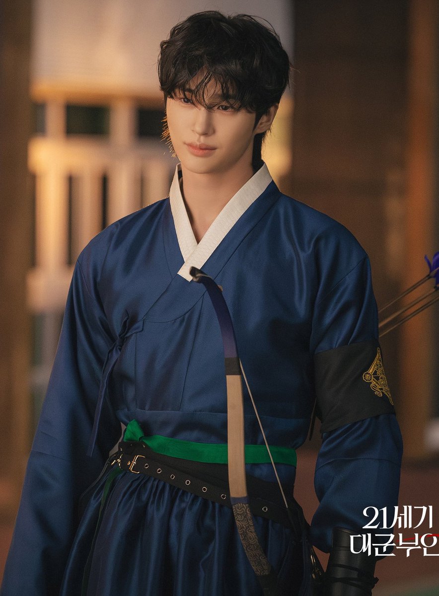 dannaryxee's tweet photo. #ByeonWooSeok has secured 3/4 trophies among his KDA nominations this year for his role as Prince Lee Ahn in #PerfectCrown

🏆Hot Star (Male)➡️ 53.2%
🏆Global Star ➡️ 50.9%
🏆Best Couple (with IU) ➡️ 55.7% https://t.co/67sRcQ1AW8