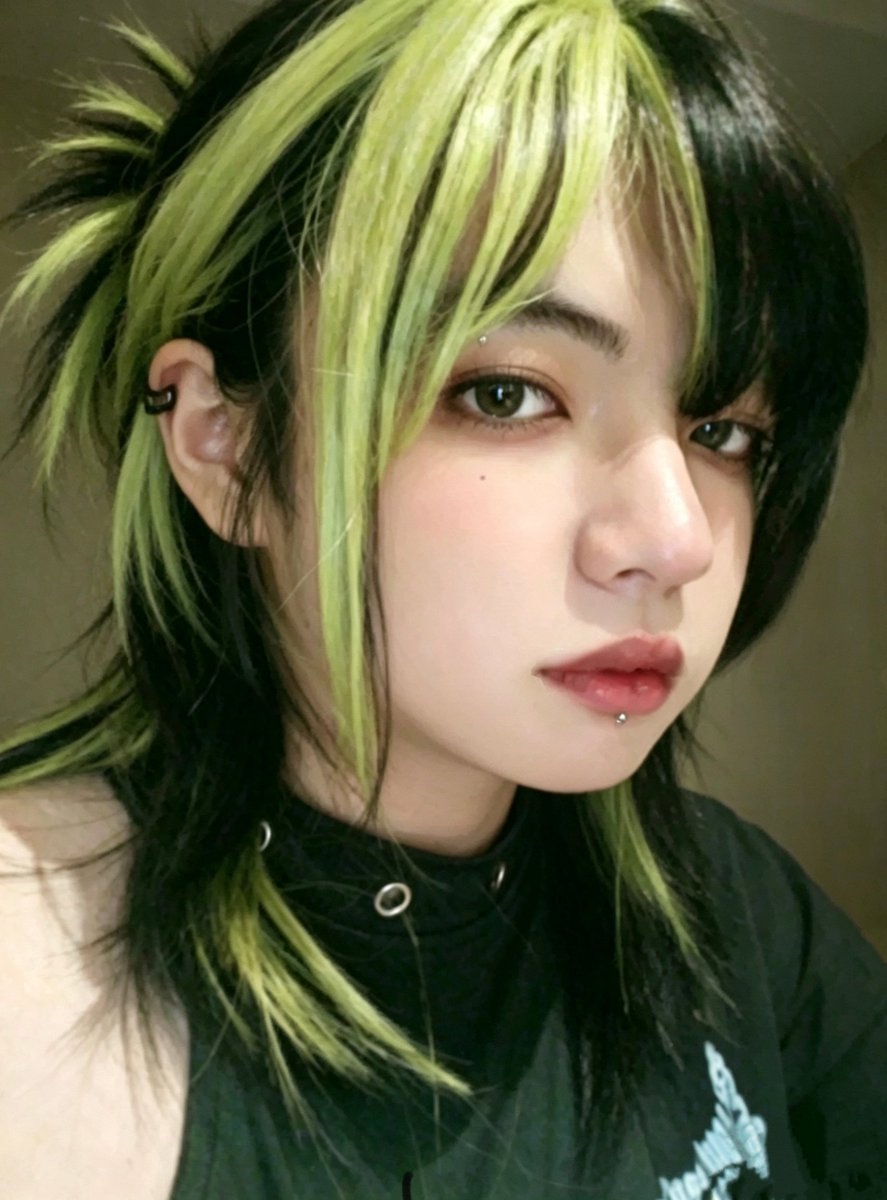 lezhu_'s tweet photo. 一些自拍 https://t.co/TfY3ncSGp3