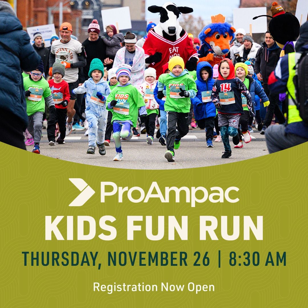 TQLStadium's tweet photo. TIME UPDATE‼️
In an effort to enhance the race day experience for everyone, we will be implementing separate start times for each race:
ProAmpac Kids Fun Run: 8:30 a.m.
Western &amp; Southern 10K: 9:00 a.m.
TDR 5K: 9:15 a.m. https://t.co/mHGN98XYyL