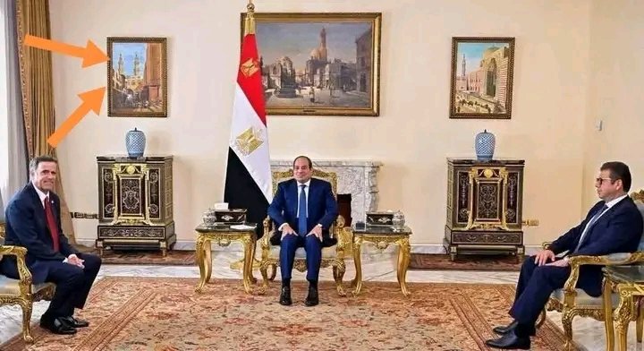 Mr_Ahmed_EgYp's tweet photo. اللوحه المقابله لمدير الCIA دي تبقي باب زويلة..
الباب اللي ( قطز ) علق عليه رؤوس قادة التتار 😎🦅🇪🇬 
واخد بالك يا ....😏 https://t.co/F58WLD6MW6