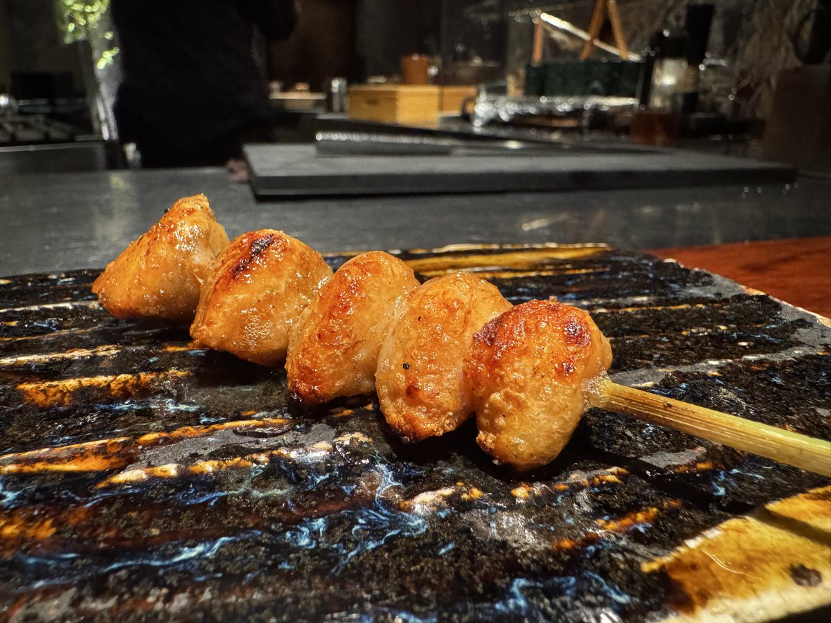 sosotakei's tweet photo. 大阪で美味しい焼き鳥を頂いております、ご満悦です https://t.co/1EDl1QZjE5