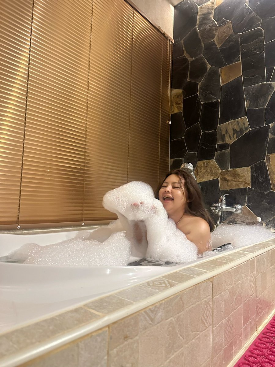 nnkjsp's tweet photo. แช่จนแฉะ...อุ๊ย!!...เปื่อยหมดแย้วว 💦 https://t.co/zIVOQsFywK