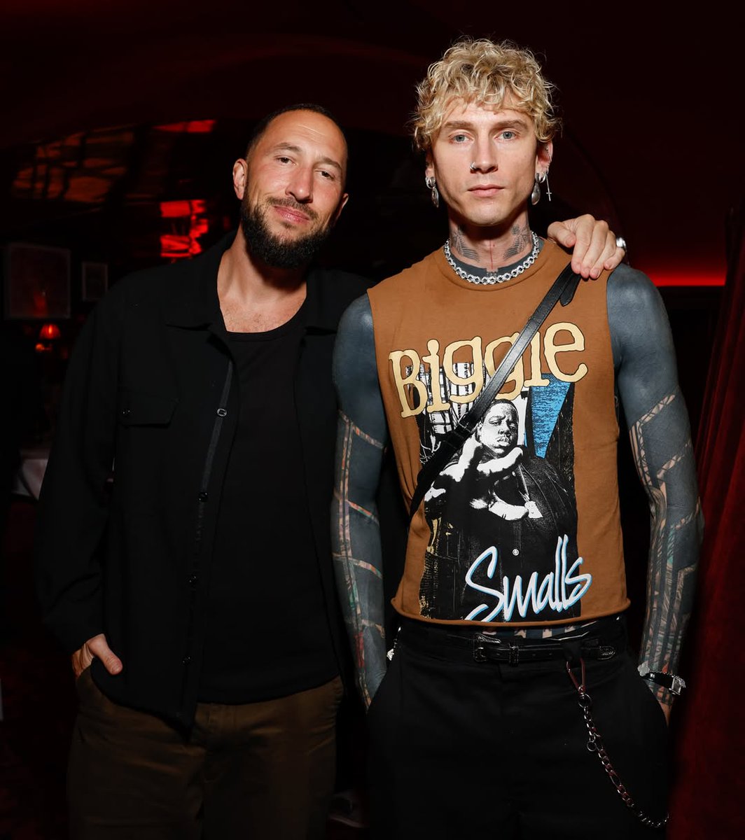 mgkmagic's tweet photo. mgk &amp; Mike Majlak at the Celebrity Dinner at Alba hosted by Raising Cane's Owner and Founder Todd Graves in New York City
#mgk #machinegunkelly #colsonbaker @raisingcanes @ToddGraves @mikemajlak https://t.co/I4Bj3wlUlZ