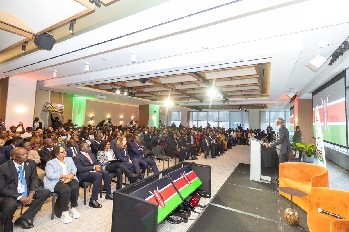 AnneWaiguru's tweet photo. Honored to join His Excellency the President @WilliamsRuto in engaging the Kenyan diaspora in New York during the launch of the Kenya Diaspora Impact Platform. #DiasporaImpactPlatform
@MusaliaMudavadi 
@Diaspora_KE 
@ForeignOfficeKE https://t.co/tjlbvg2EWM