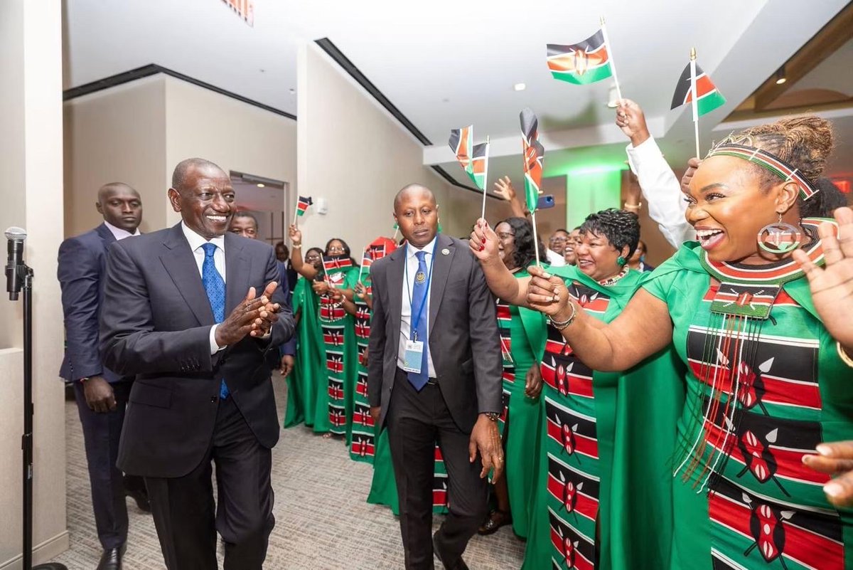 AnneWaiguru's tweet photo. Honored to join His Excellency the President @WilliamsRuto in engaging the Kenyan diaspora in New York during the launch of the Kenya Diaspora Impact Platform. #DiasporaImpactPlatform
@MusaliaMudavadi 
@Diaspora_KE 
@ForeignOfficeKE https://t.co/tjlbvg2EWM