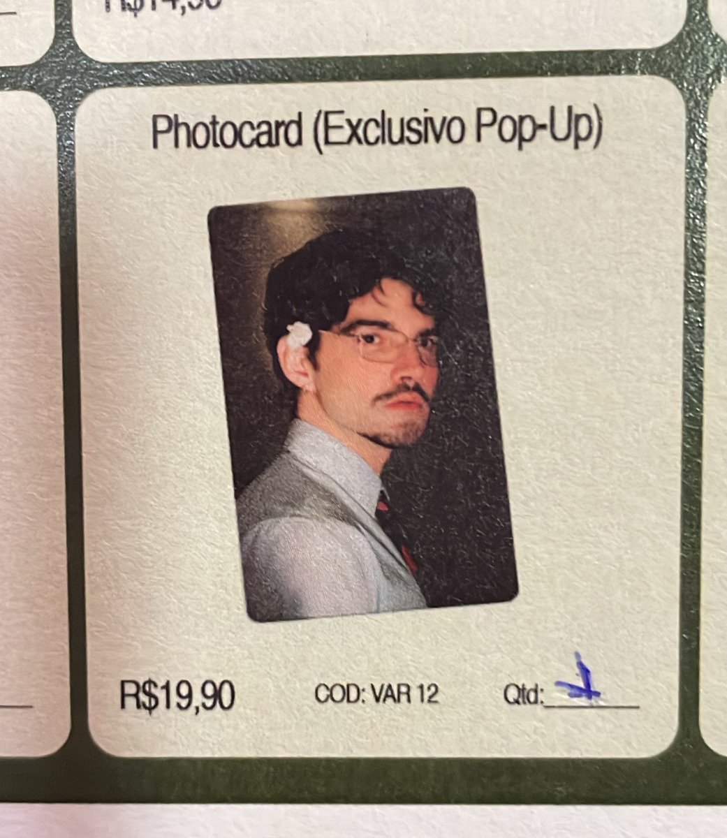 liacaptor's tweet photo. hoje conquistei o photocard jão pop up são paulo exclusive 

sem “pais ricos”. 
sem herança. 
eu não tive sorte.
eu estabeleci uma meta e a alcancei.
disciplina, consistência e prioridades. https://t.co/rwe3XRqVY5