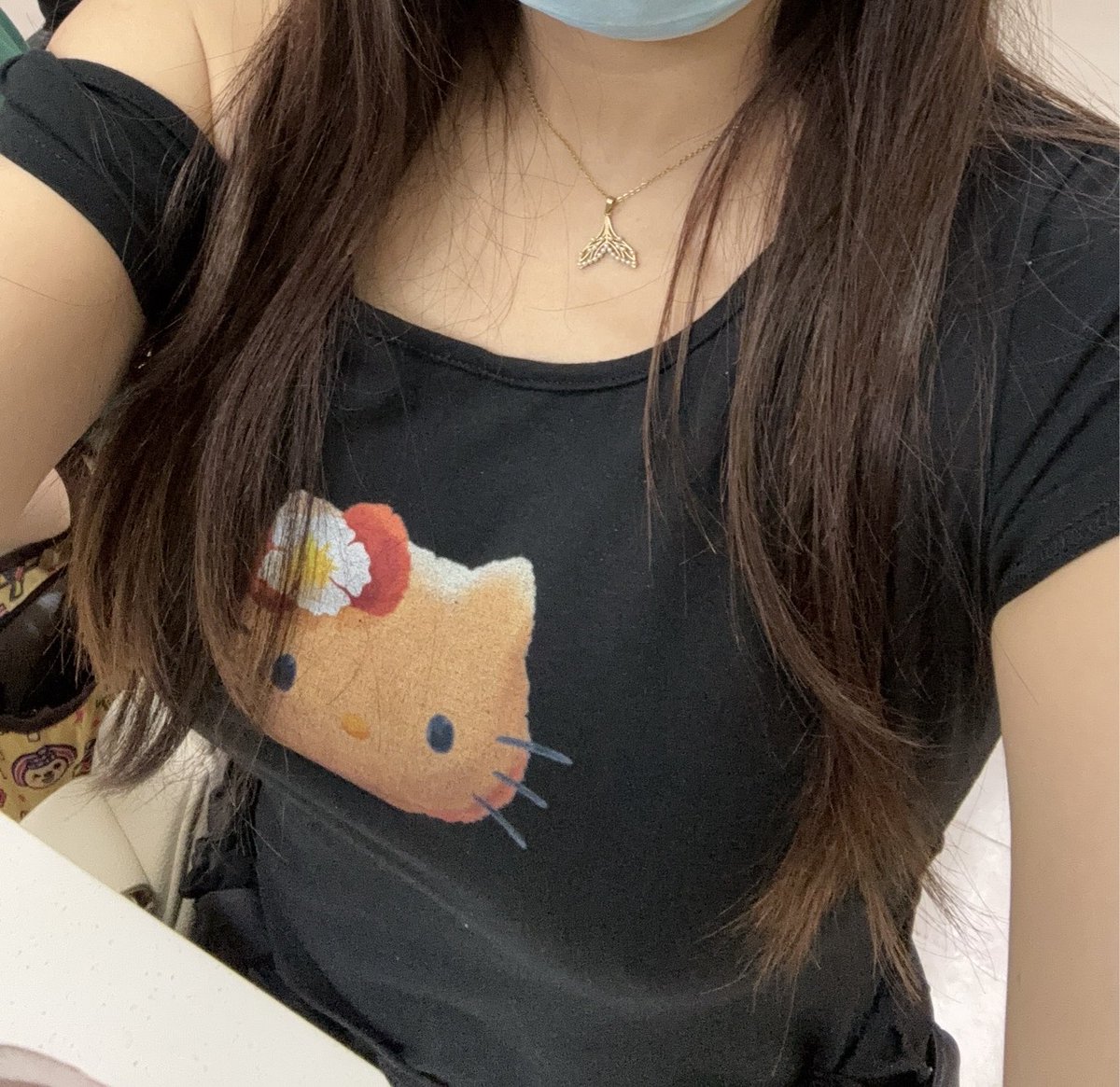 LinLin318695's tweet photo. 傷心這個項鏈一拉就斷了🥹🥹🥹 https://t.co/fcI26bv8ZX