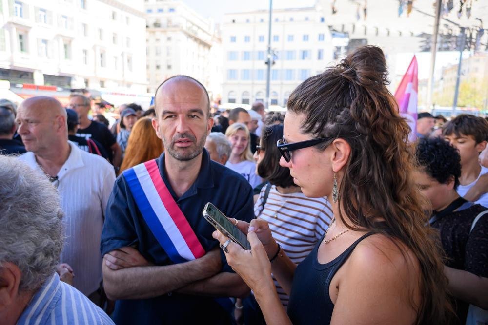 MarsInsoumise's tweet photo. ✊ Hier, nous étions plus de 10 000 à Marseille contre le permis de tuer XXL

Avec @manuelbompard, @louisboyard et nos élu·es locaux, nous avons marché notamment aux côtés de l’association Stop aux violences d’état. https://t.co/2LZ0SxMlia