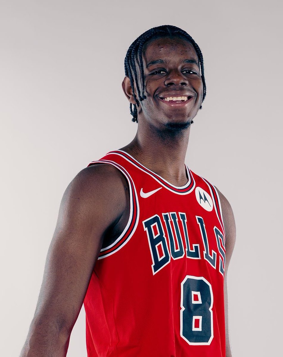TheDunkCentral's tweet photo. Caleb Wilson is now the favorite to win Rookie of the Year next season 👀, per Polymarket https://t.co/Evkbp2KKCa