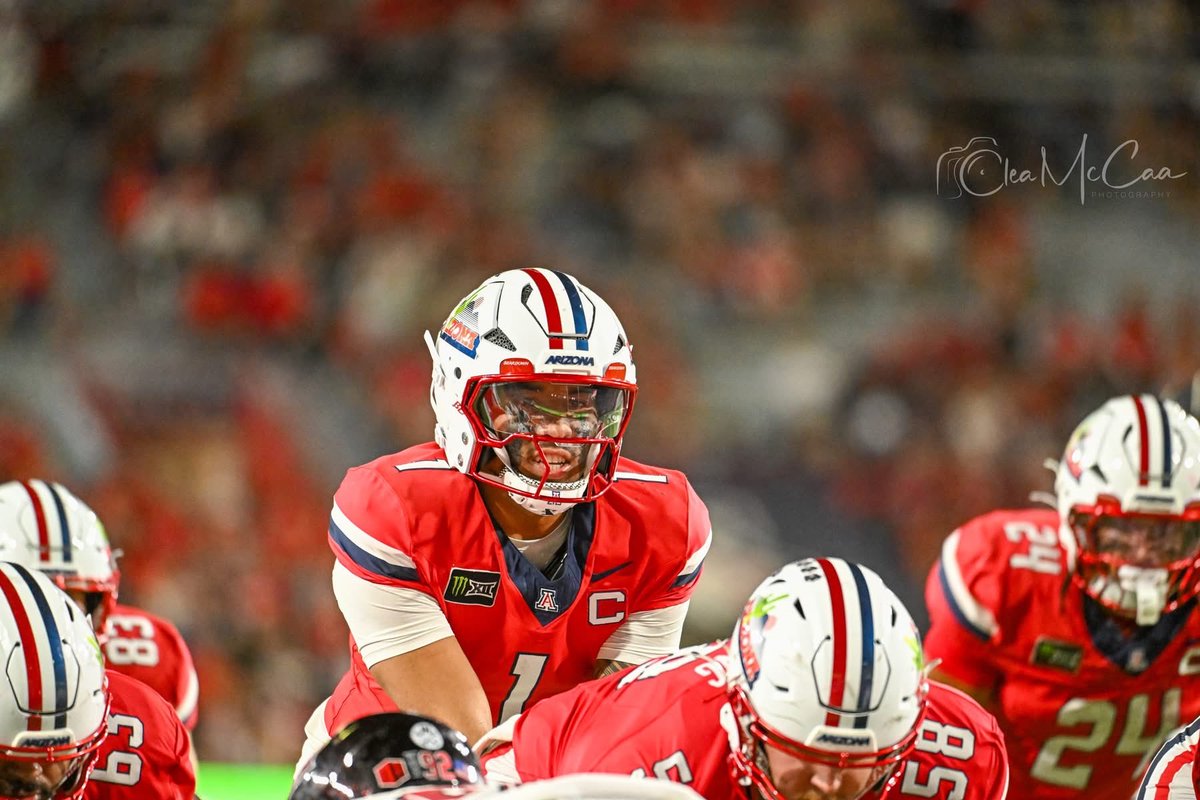mccaa4mayor's tweet photo. A couple of pics from the University of Arizona vs Northern Illinois game! 

#theheraldreview
#allsportstucson
#arizonainformant
#NikonZ9
#nikonz7ii
#SportsPhotography https://t.co/iJ5Fl4BMDe