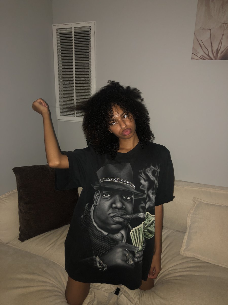 bluecandy3000's tweet photo. big poppa https://t.co/4mSkwfAAeg