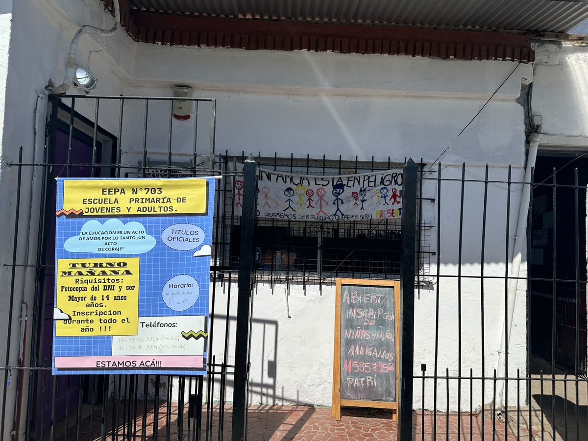 SubSecGobierno's tweet photo. RELACIONES INSTITUCIONALES 
Visitamos el Centro Comunitario "Para todos todo" junto a @ASocialPrimaria, escuchamos las problemáticas y  las distintas situaciones diarias para proyectar el próximo año juntos https://t.co/2FuiIXp5EQ