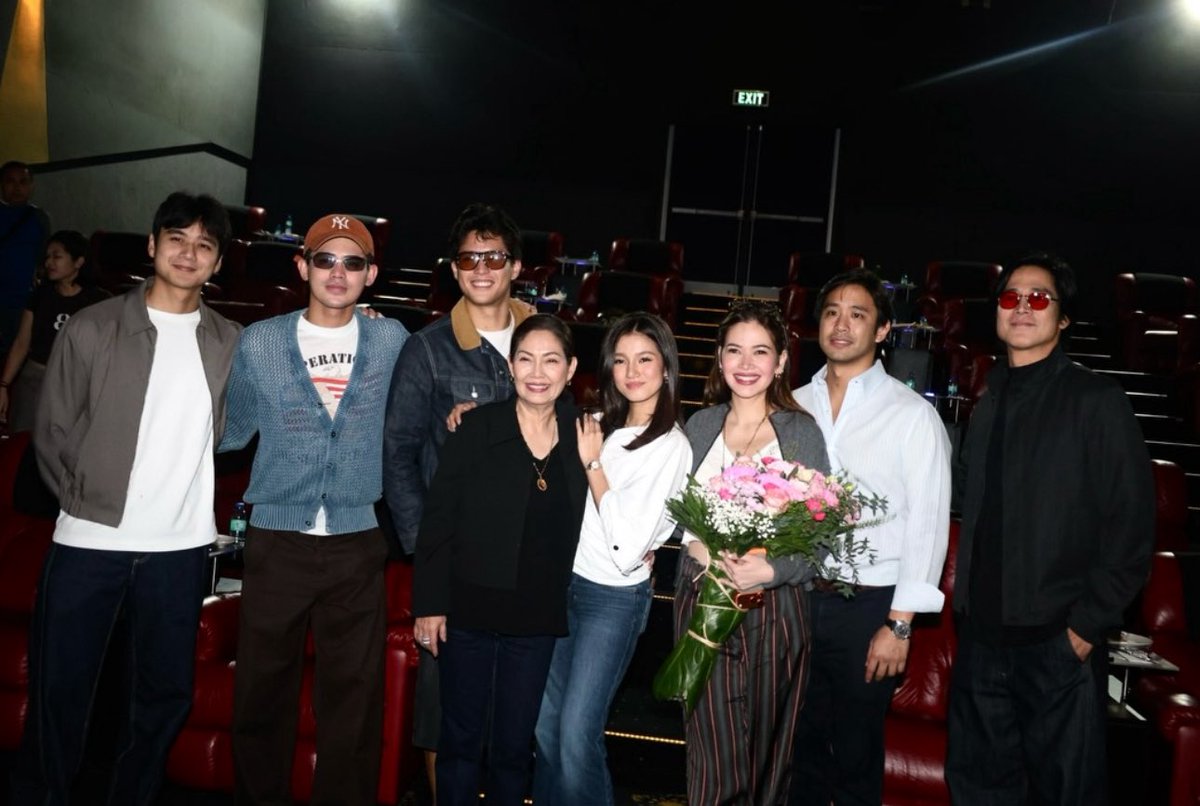 crismarjpeg's tweet photo. River Joseph with Iñigo Pascual, Kyle Echarri, Maricel Soriano, Belle Mariano and Piolo Pascual

RIV, MOVIE MO NAMAN NEXT!!! https://t.co/rJV2Wjo7Q7