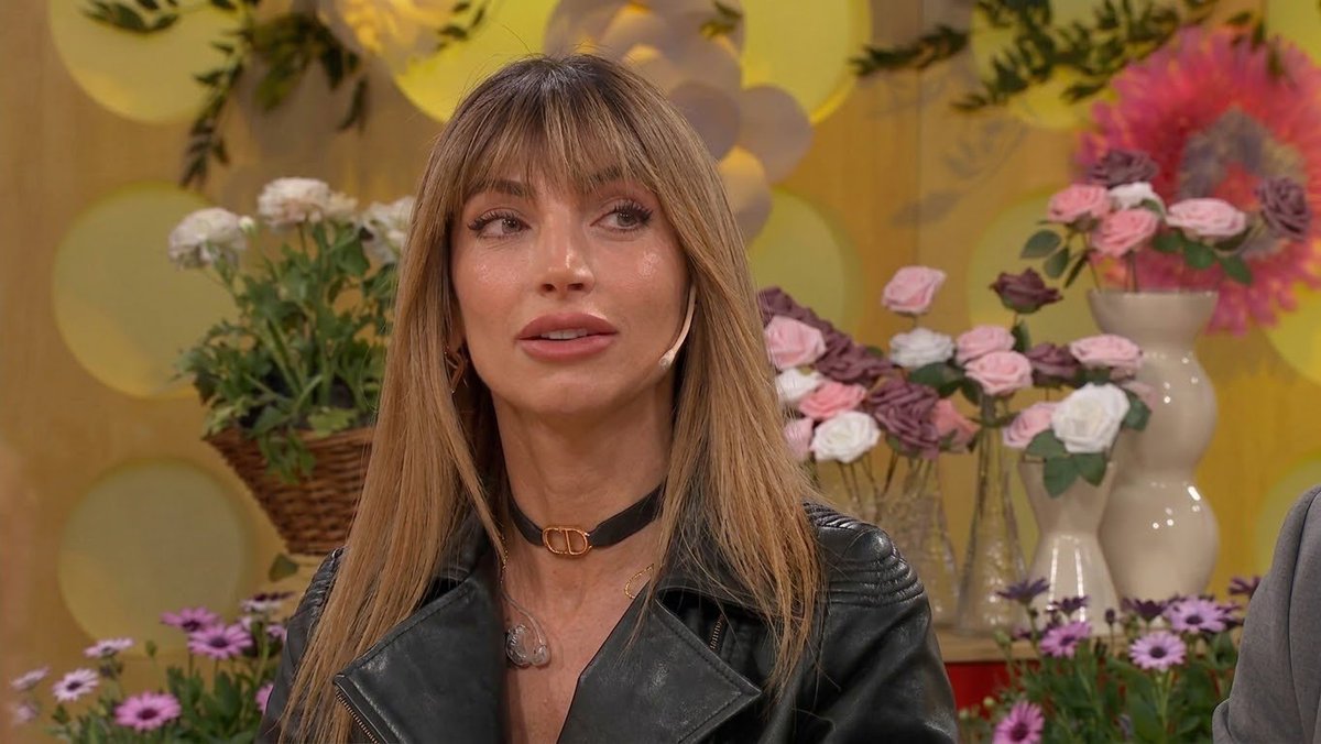 kaairos0k's tweet photo. Lo hermosa que estabas hoy @SolangeAbraham 💘 Te amo https://t.co/IpyDce5z6w