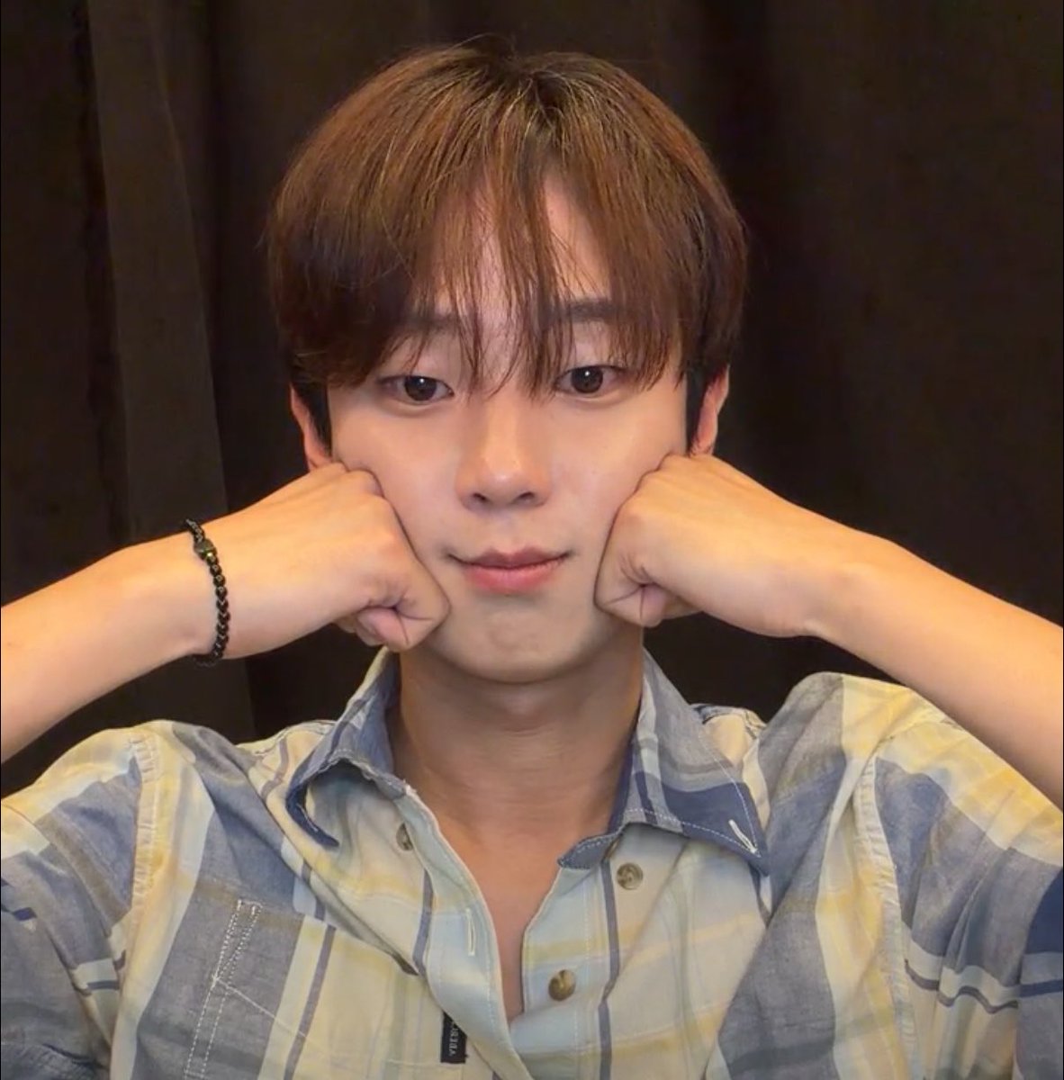 czz_i77's tweet photo. 이 아이의 프롬을 줄 오크 구해요. https://t.co/tKVKdu7r9T