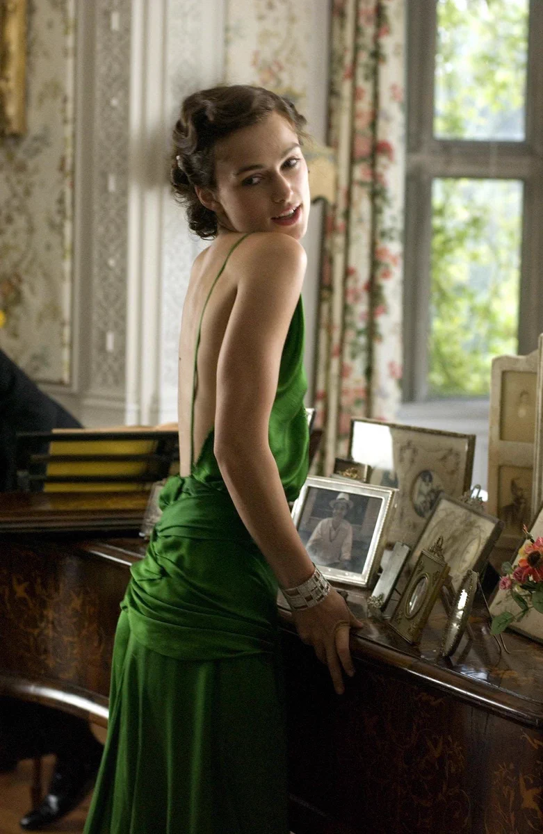 green dress keira knightley wore in atonement Filmaesthete on X: 