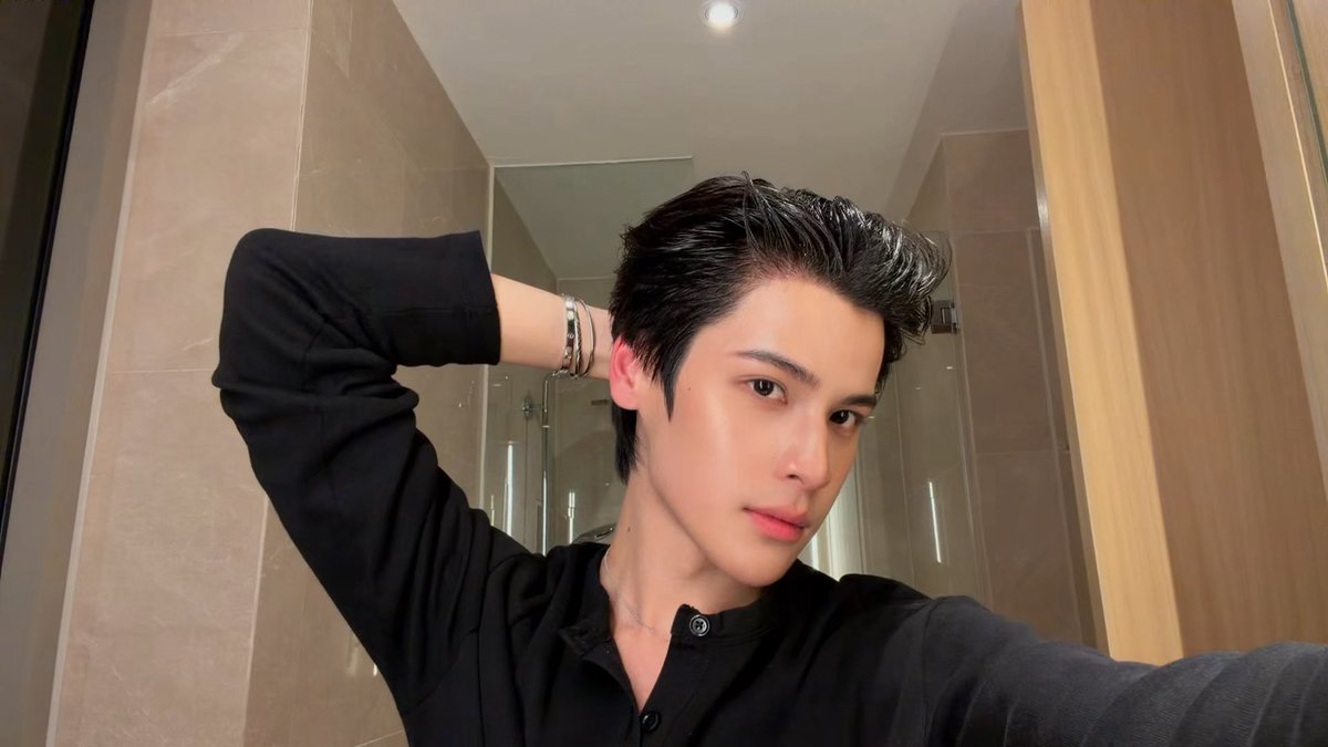 markohmmo's tweet photo. khun suay >< https://t.co/U56ID3f70m