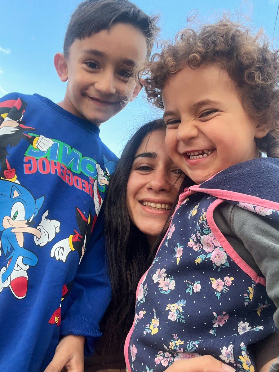 Bakrdilber's tweet photo. Gülüşleri yüzümüze, umutları yüreğimize…
Bugün heybemize düşen en güzel şey ise çocuklarımızdan kalan sevgi. ❤️
Daha güzel yarınlara, hep birlikte… 🌸 https://t.co/UnGBiVgHUv