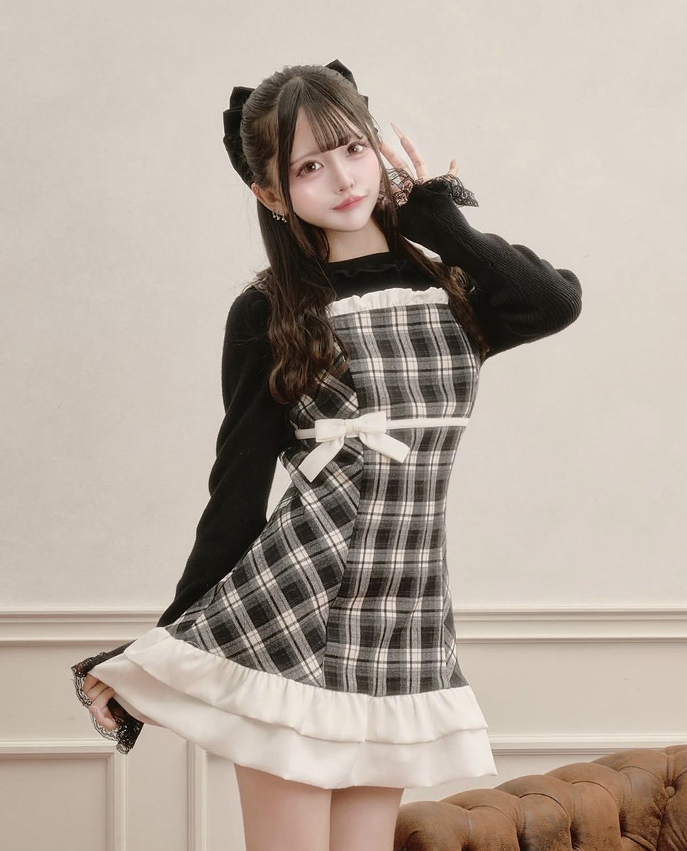 palpalnyan_'s tweet photo. 𝑷𝒂𝒍 𝒆𝒍𝐟𝒚 𝒅𝒐𝒍𝒍𝒚 𝐂𝐨𝐥𝐥𝐞𝐜𝐭𝐢𝐨𝐧.⋆𝜗𝜚.

🏷️クラシカルリボンチェックワンピース
¥9,900(tax in)

𝒁𝑶𝒁𝑶𝑻𝑶𝑾𝑵 9/24 20:00~❤︎ https://t.co/5ojkD1Pko3