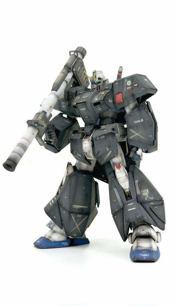bdub92152105's tweet photo. 休みの日にちょっとした模様替えやってみるか。上手いことやればゲームスペース拡張出来そう。 https://t.co/nqSkGHvErF