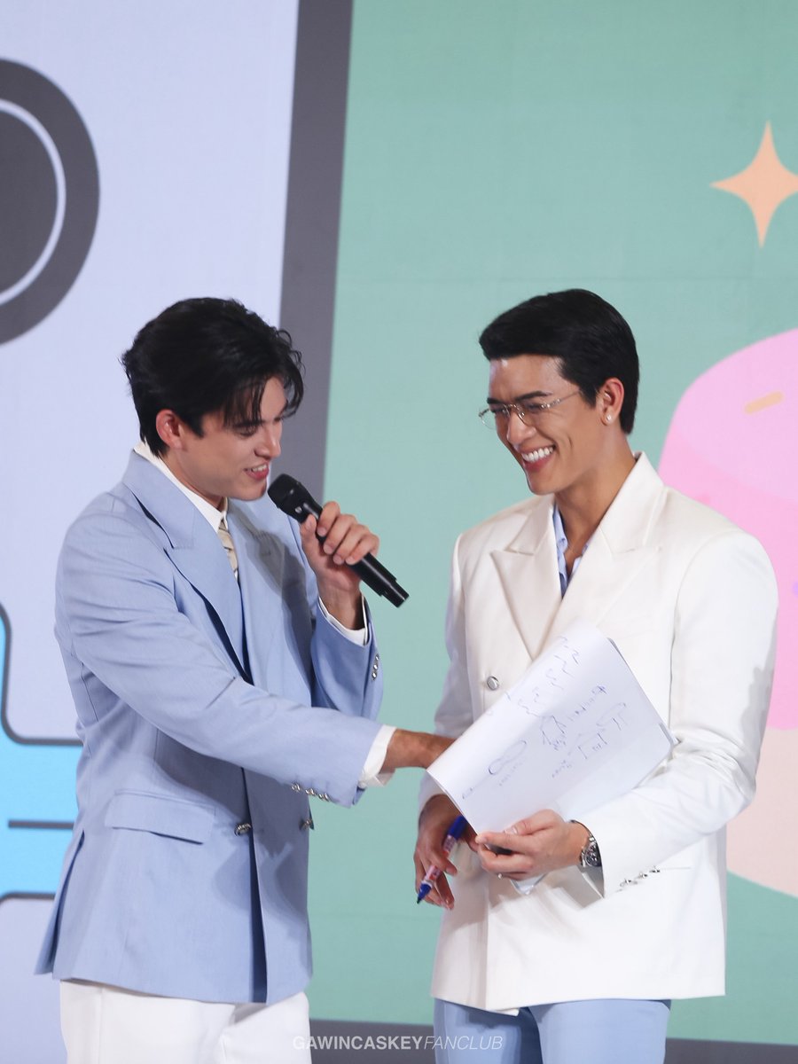 GAWINCASKEY_FC's tweet photo. ถึงรูปจะไม่ชัด แต่มวลความสุขชัดมากกกกกกกกก☺️💓

JOSSGAWIN MY DESTINY

#destinyclinicxJossGawin https://t.co/Dx2BdHQBHy