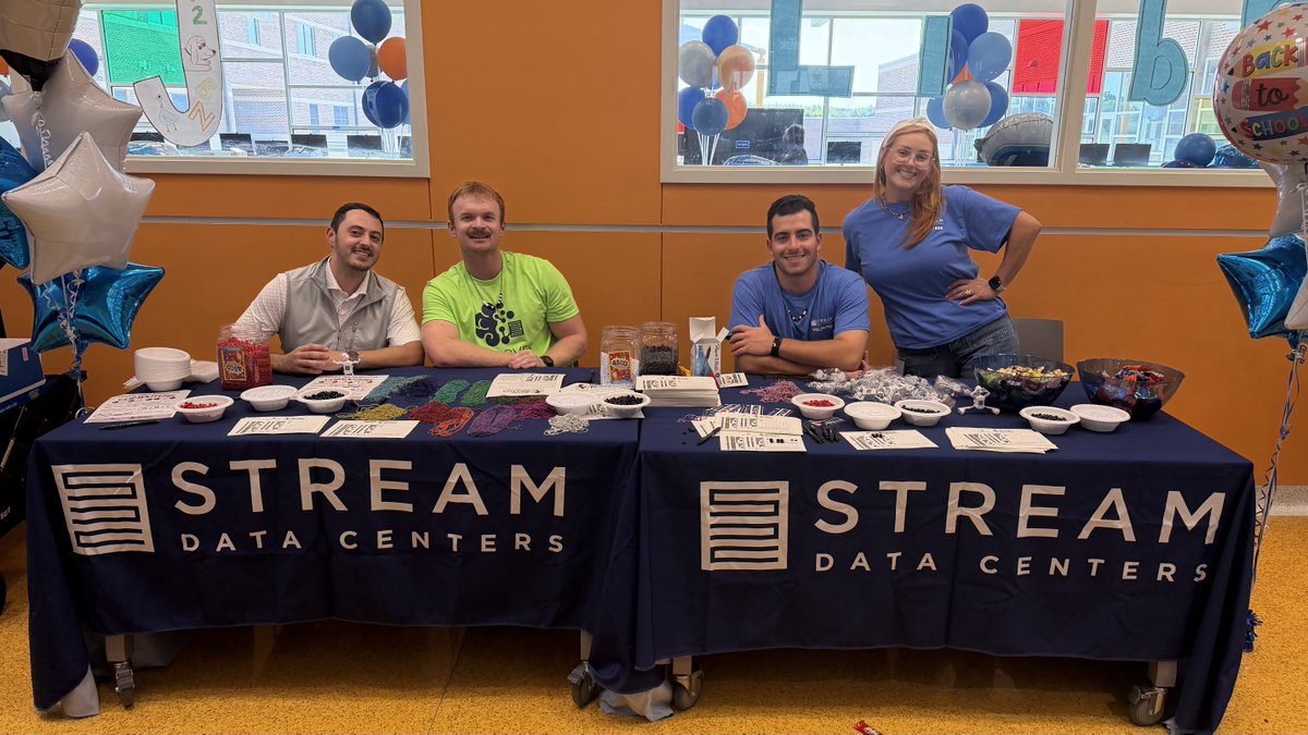 StreamDataCentr's tweet photo. The kids in Wilmer, TX, might not be smiling about going back to school (though we hope they are) — but our DFW team certainly is smiling about showing up for this back-to-school bash to introduce the students to some techy ideas, and hand out a few sweet treats too. https://t.co/cPoxoxxOsT