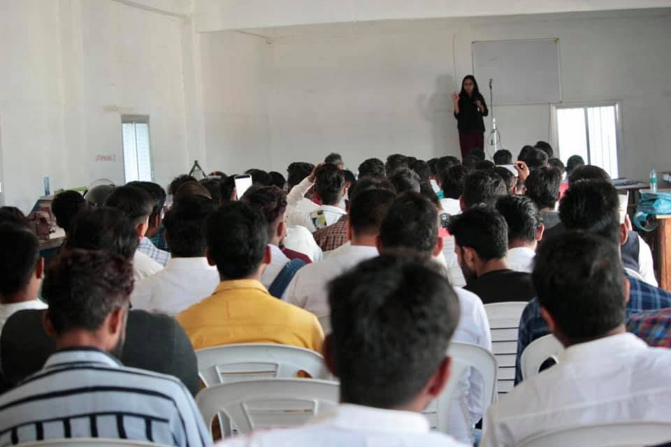 talk2anuradha's tweet photo. A pic from a free digital marketing workshop I conducted for students in my hometown in Uttar Pradesh.

I have no idea which caste they belonged to.

Because when you teach, you don’t see caste. You see students and the opportunity to help them grow. https://t.co/3kwauZSYpj