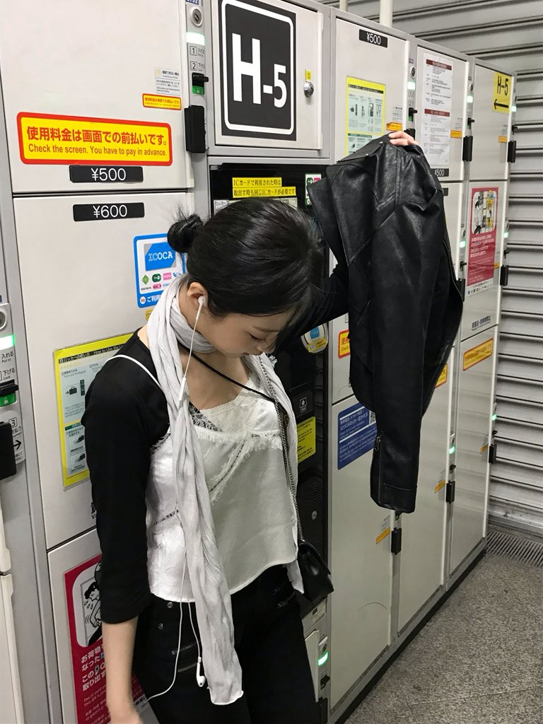 picbaemon's tweet photo. AHYEON WEVERSE UPDATE 

finally its D-DAY ✨ https://t.co/GSib8ZcZp1