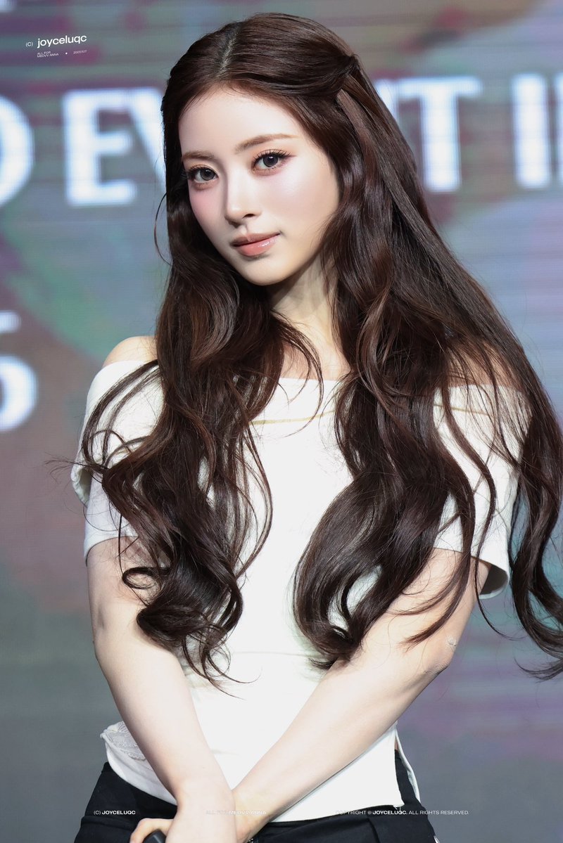 meovvfims's tweet photo. hot anna by day, cutie anna by night ૮₍ ˶ᵔ ᵕ ᵔ˶ ₎ა♡ https://t.co/HJuQpilAkD