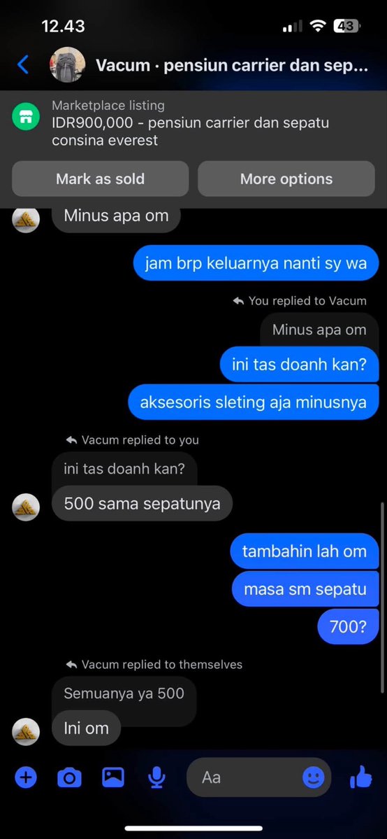 bardanslm's tweet photo. grup fesnukkk gemparrrr 😅

jadi ada seller jual tas carrier consina everest gen 3 dan sepatu consina tibet (smuanya baru 2 kali pake), dijual cm 950K net udah dapet semuanya.

ditawarlah tiba2 sama buyer 500K mau dapet sepatu dan tas smuanya, 

lalu dikerjain sama di seller diajak COD di rumah sakit, sampe RS buyernya disuruh ke farmasi, sampe farmasi disuruh cari "obat pereda tolol" buyer respon "asu"

kamu ada di tim seller atau buyer gaes???
cek chatnya dibawah 👇🏻👇🏻👇🏻
