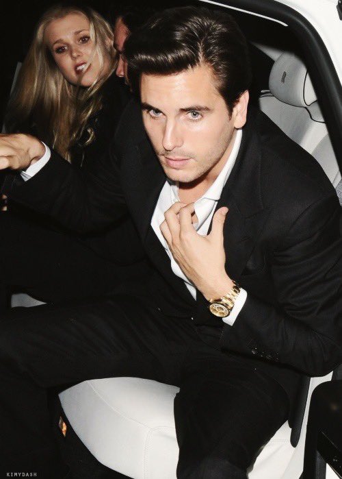 aguxtty's tweet photo. Scot and khloe are dating btw 
#kardashians https://t.co/LDDapjE4xt