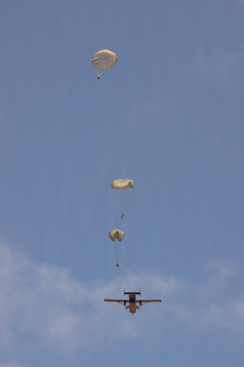 USMC's tweet photo. Into the Drop Zone https://t.co/JOUIJEQIBe