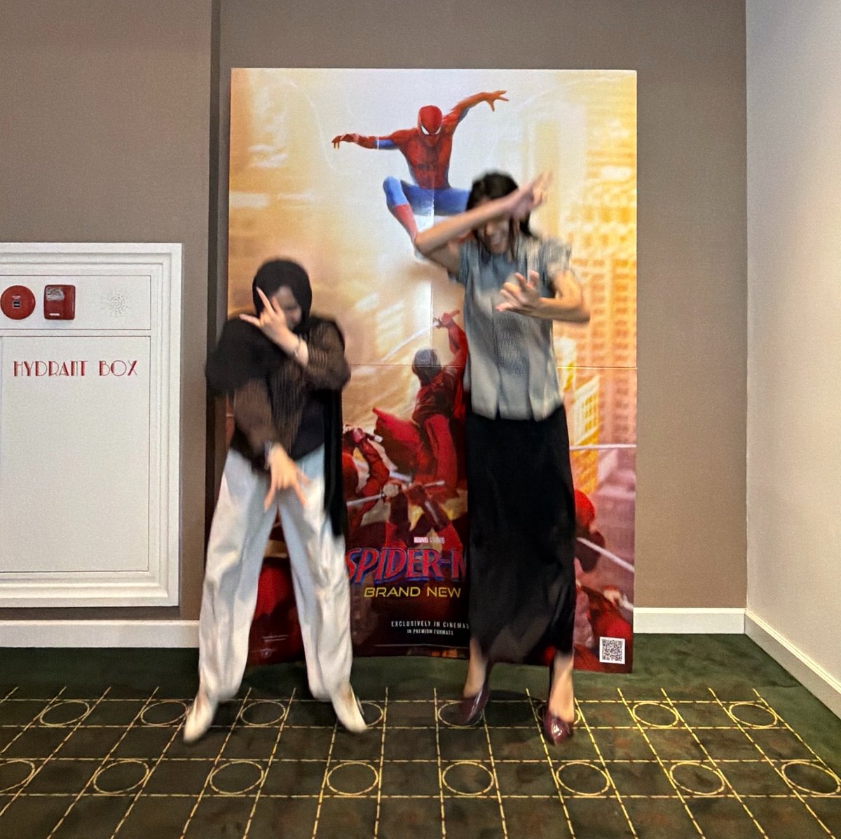 azeylaaaa's tweet photo. real no fake fake kita spider yg real https://t.co/tbrPEFo8Yl