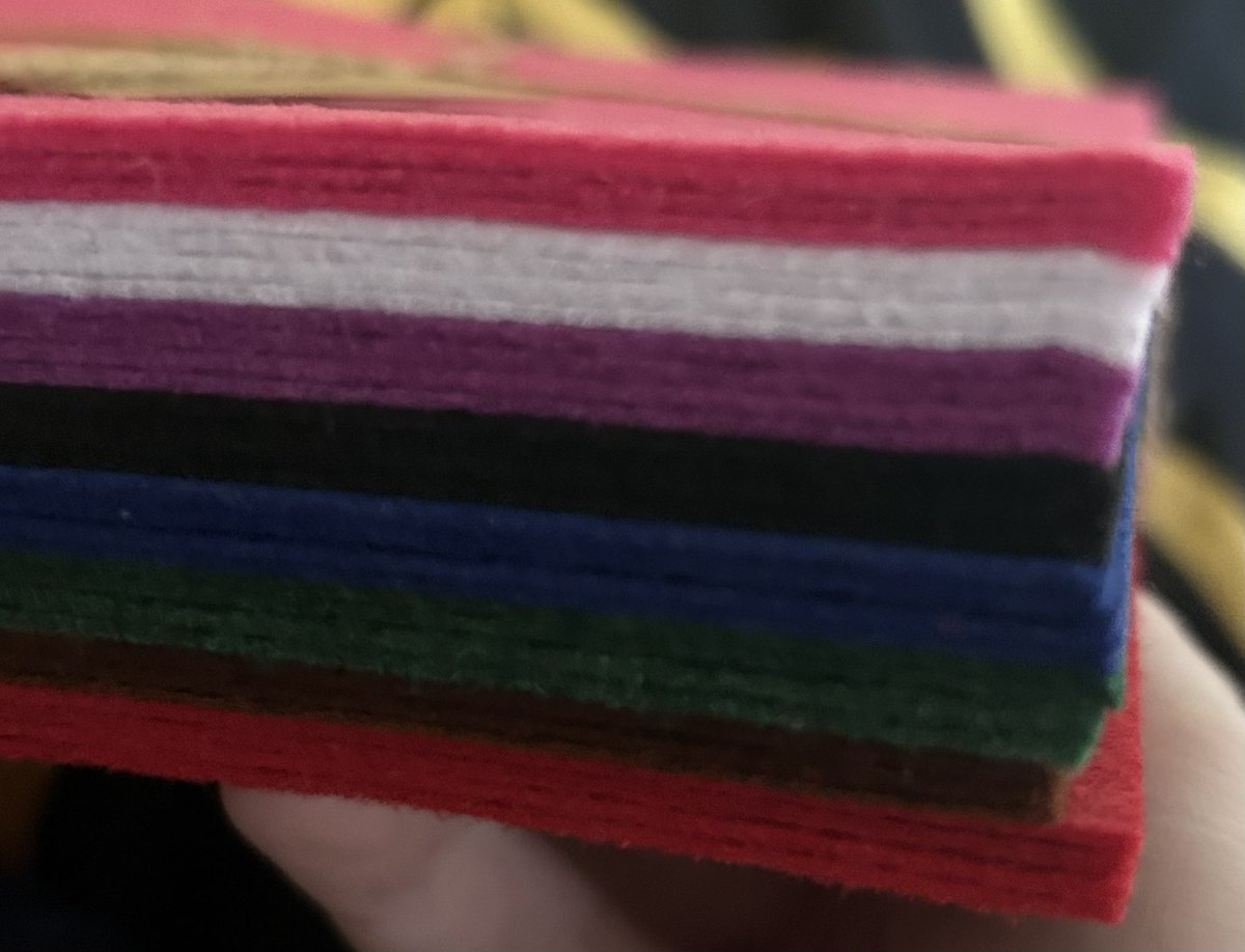 factoryfollies's tweet photo. ordered some mixed felt and they sent me the genderfluid collection https://t.co/Lwqpto3oDd