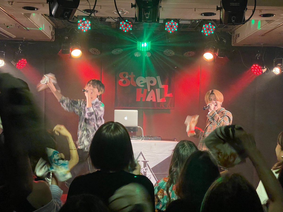 LeoLooP83's tweet photo. 🔥Marmalade TOUR in OSAKA終了🔥
大阪･中津StepHALLにて開催された本日のイベント
現地 配信で一緒に楽しいの共有をして下さりありがとうごさいました！

今日の感想は
#LeoLooP #LLP #レオった や
メンションして投稿して下さい✨

明日は愛知･CIRCUS NAGOYAにて
Marmalade TOUR 名古屋公演に出演します🍊