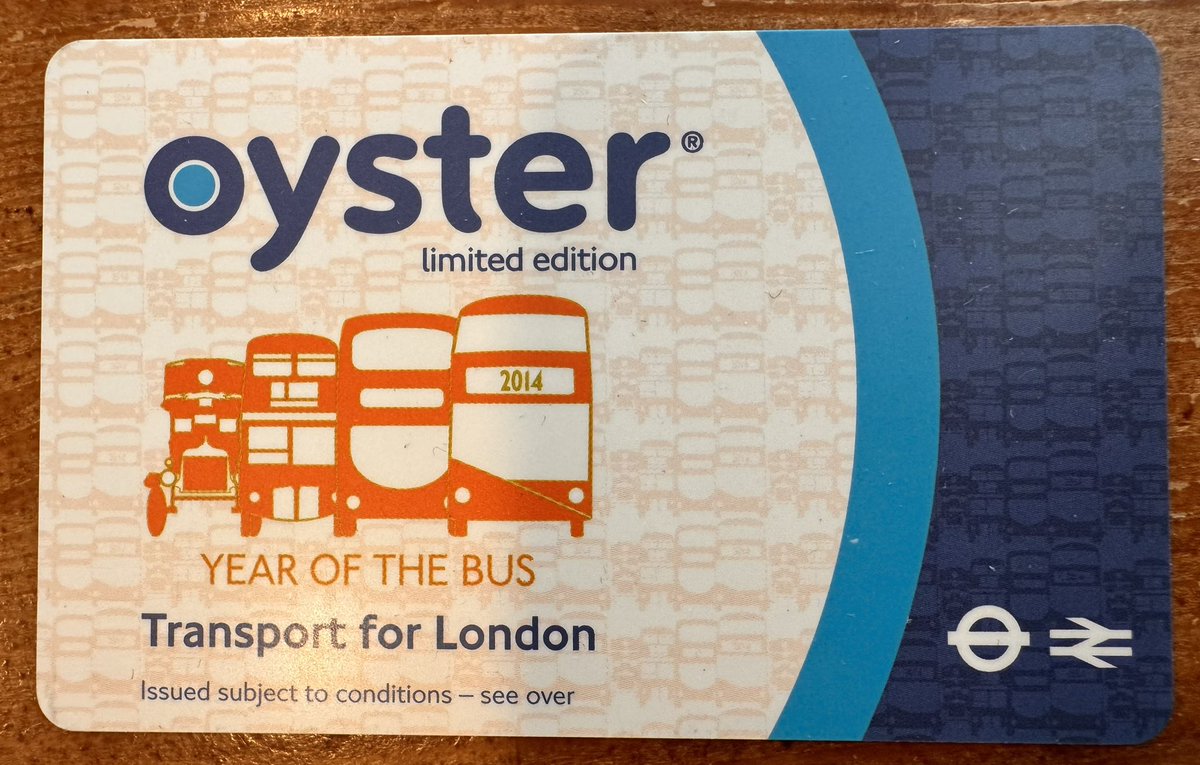 Ritter_Alex's tweet photo. 🇬🇧 London Calling…

Oyster card found. £1 secured. 😎

Tomorrow I’uheading to London for #WorldAgriTech 

On the agenda: 🌱 regenerative agriculture, 📊 farm-level data, 🤖 AI &amp; decision intelligence and 🛰️ precision farming.

From farm to fork 🚜➡️🍽️ https://t.co/llwBej0uv5