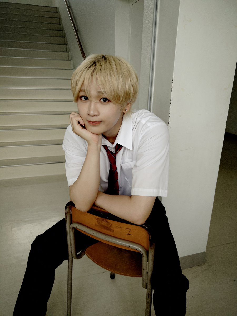 official_DXTEEN's tweet photo. [📸]260921

読売テレビ ドラマDiVE
『陽キャ集団にいる芹沢は、俺の前だと様子がおかしい』第7話
@dramaDiVEP_ytv

#佐伯裕真 役で #田中笑太郎 が
出演させていただきました🐣

感想は #陽キャ集団 をつけて
たくさんポストしてください！
来週の放送もお楽しみに☺︎

TVer見逃し配信ページ
🔗https://t.co/yIuppo2OPw

･･━━･･━━･･━━･･━━･･
エンディング主題歌
#DXTEEN 'IDOL'🎧
https://t.co/cWRRkk4xaQ

#DXTN #DXTEEN_IDOL