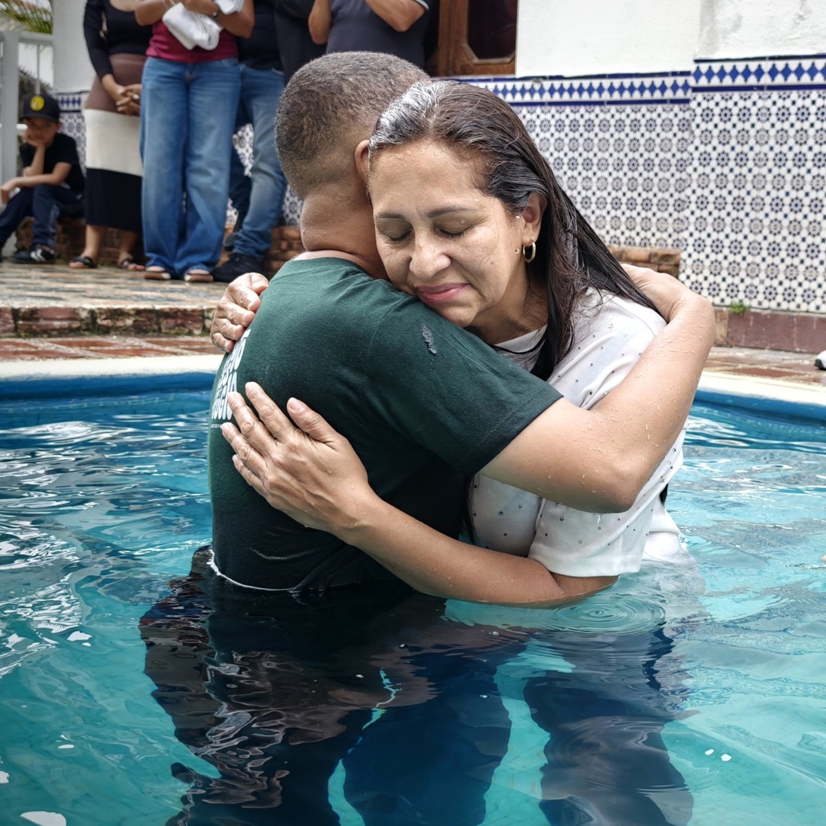 HeartCryMission's tweet photo. 📍Caracas, Venezuela

"We are very joyful and grateful for what the Lord continues to do in our country. In the midst of many challenges, He continues to save sinners and build His church, and we give glory to God for allowing us to witness His work.

Recently, we had the joy of celebrating baptisms and welcoming new members into our local church. Seeing brothers and sisters publicly identify with Christ and commit themselves to the life of the church is precious evidence of God’s grace among us.

And the work continues. Next week, we will begin a new membership class for another group of brothers and sisters who are preparing to join our local church. We pray that the Lord will continue to establish them in the gospel and shape us into a church that loves Christ, loves His Word, and faithfully walks together."

“And the Lord added to the church daily such as should be saved.” — Acts 2:47

— From HeartCry missionary Plinio Orozco in Caracas, Venezuela