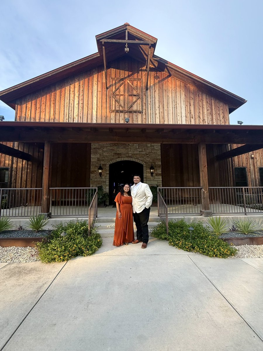 daniflo20's tweet photo. 🧡💐 @BiiiGA93 https://t.co/DWxjgUIqRI