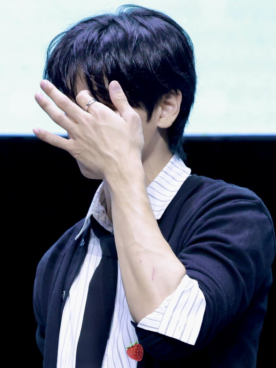 VVAN_o's tweet photo. 💭💭 https://t.co/0WdnKMiwgD