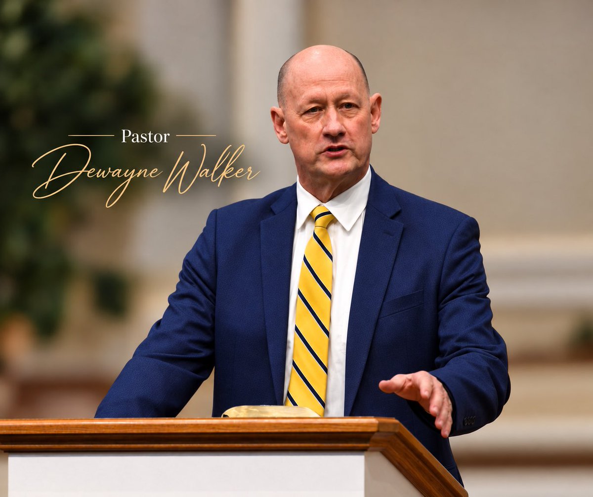 CommonwealthB's tweet photo. Pastor Dewayne Walker challenged our students from James 4:13–14 today: “I didn’t know what I wanted. God knows what I need and should want. I want what God wants.” 

With humor, warmth, and Bible truth, he reminded us that the best life is a life surrendered to God’s will! https://t.co/koODGFuisz