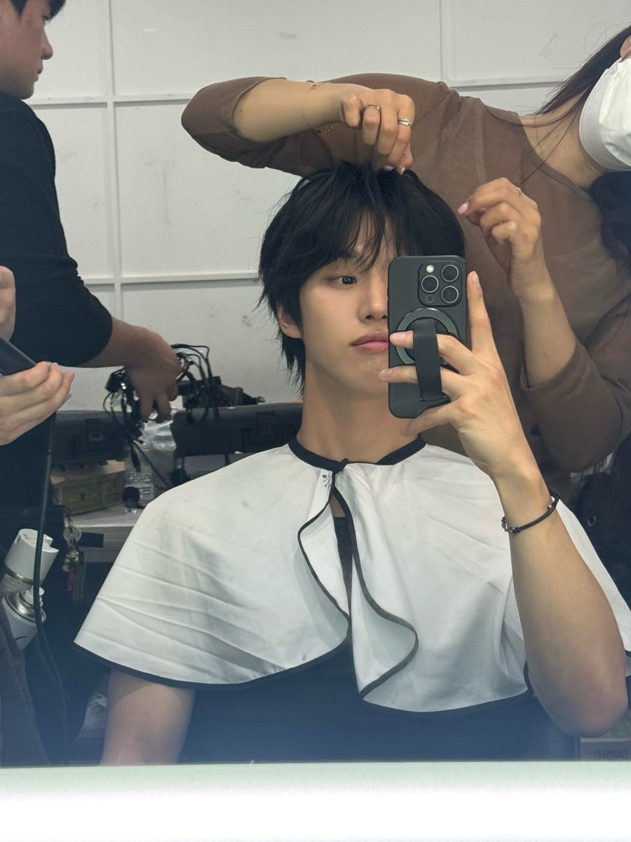 ForHongseok's tweet photo. 260921 | _hongseokie Instagram 

https://t.co/XtKEr1bFlw

#홍석 #HONGSEOK #펜타곤 #PENTAGON #앤드마크 #ANDMARQ https://t.co/jxCac3wM3T